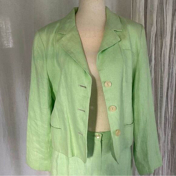 Vintage 80s Blazer & Shorts Set - Picture 2 of 13